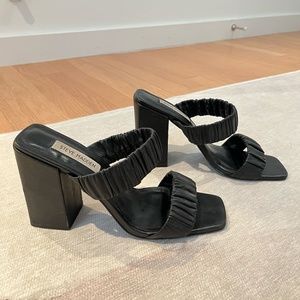 Steve Madden Indra Black Leather Heeled Sandal